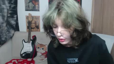 Snapshot of lovely_cass chatting on 02.21.25 Cassie online show from 02.21.25