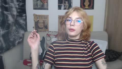 Snapshot of lovely_cass chatting on 03.01.25 Cassie online show from 03.01.25