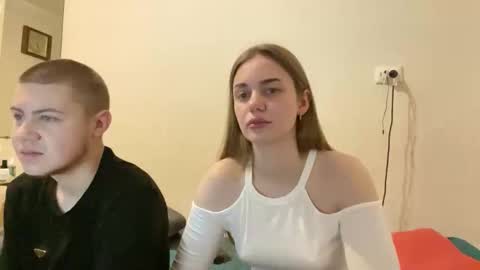 lovely_couple00 online show from 02.28.26
