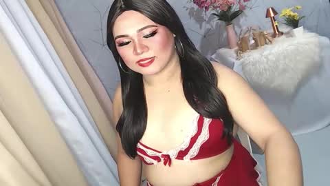 Lovely Dale online show from 09.30.25