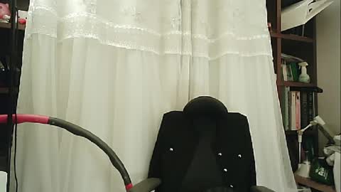 Snapshot of lovely_dana chatting on 01.28.25 DANA KIM online show from 01.28.25