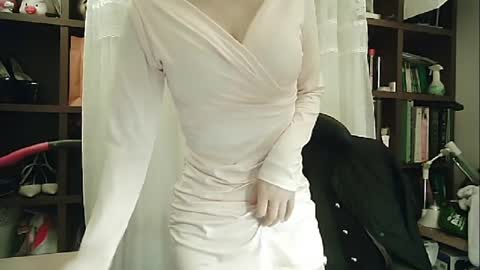 Snapshot of lovely_dana chatting on 02.08.25 DANA KIM online show from 02.08.25