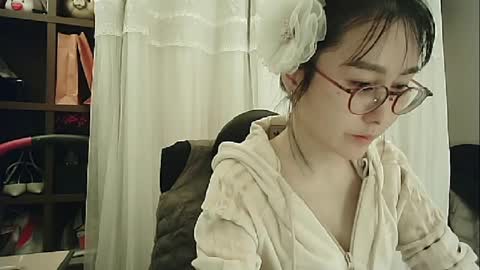 Snapshot of lovely_dana chatting on 02.11.25 DANA KIM online show from 02.11.25