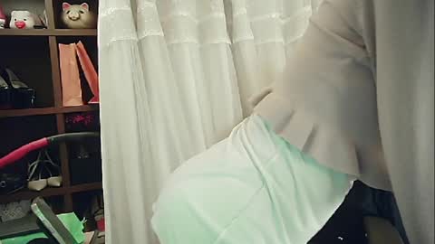 Snapshot of lovely_dana chatting on 02.13.25 DANA KIM online show from 02.13.25