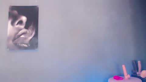Snapshot of lovely_darlingx chatting on 06.27.26 Precious . online show from 06.27.26