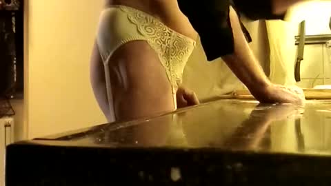 Snapshot of lovely_me165244 chatting on 01.28.25 mooie man online show from 01.28.25