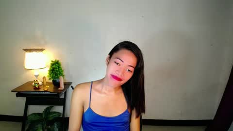 lovely_nathaliax online show from 02.12.25