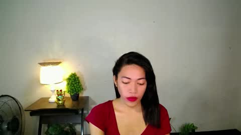 lovely_nathaliax online show from 02.27.25