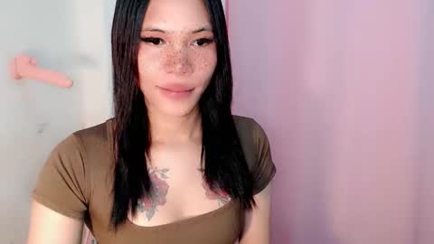 Snapshot of lovely_nekaxoxo chatting on 09.24.25 neka online show from 09.24.25
