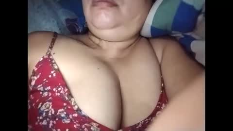 lovely_orchid online show from 12.15.25