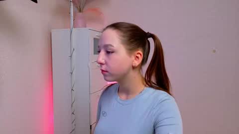 Lolly online show from 10.14.25