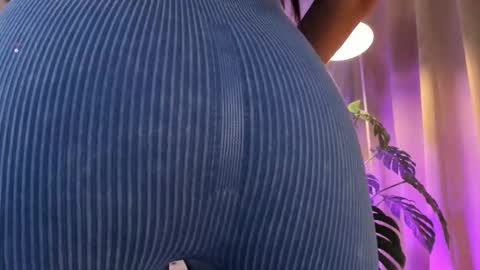    online show from 10.14.25