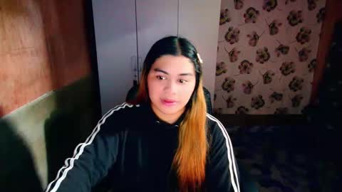 lovely_ricaxxx online show from 10.14.25