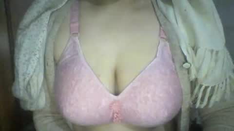 katrina follow me guys online show from 12.31.24
