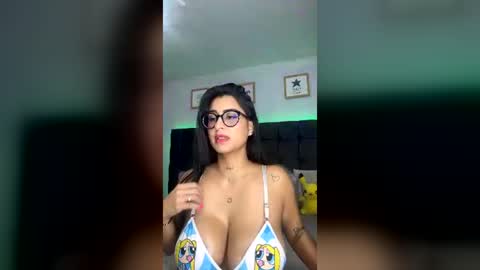 Snapshot of lovely_violet13 chatting on 07.29.26 lovely violet13 online show from 07.29.26