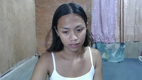 lovely_yvoneslutty online show from 12.19.25