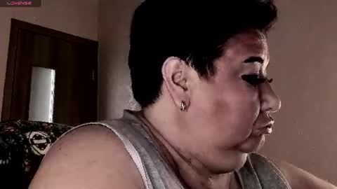 Snapshot of lovelyboobsx chatting on 06.22.26 Anelana online show from 06.22.26