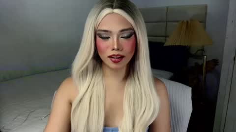 Snapshot of lovelycarel_777 chatting on 11.10.25 LOVELY CAREL 777 online show from 11.10.25