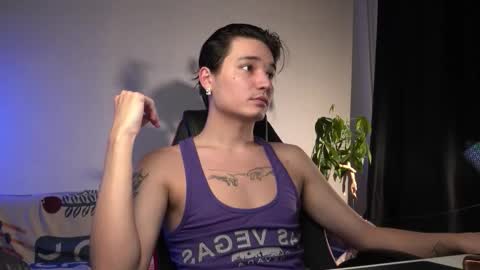 lovelydany3 online show from 10.25.25