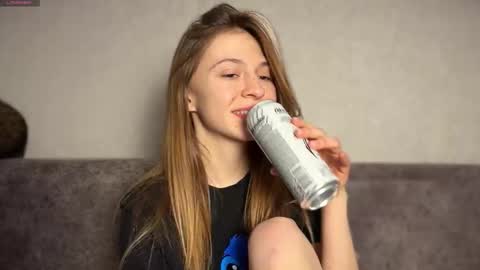 Kate only online show from 02.24.26