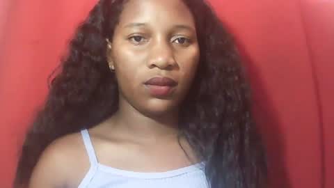 lovelylarra online show from 03.01.26