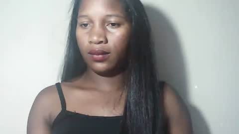 lovelylarra online show from 04.09.26