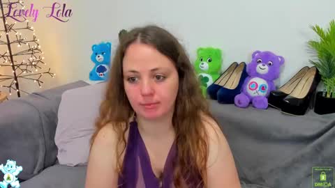 Snapshot of lovelylola_fr chatting on 12.02.24 Lola online show from 12.02.24