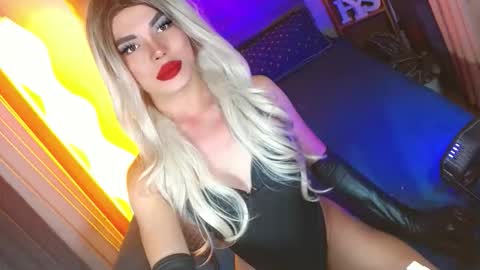 Snapshot of lovelymiss_shyna11 chatting on 02.22.26 lovelymiss_shyna11 online show from 02.22.26