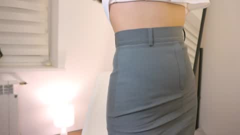 kim online show from 02.27.25