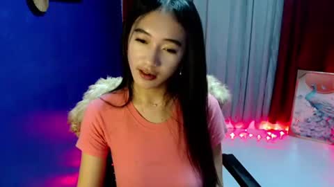 lovelypetite143 online show from 04.18.26