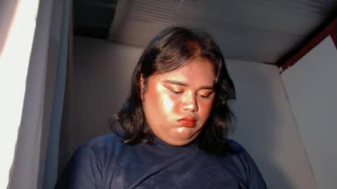 Snapshot of lovelypinaychubsx chatting on 12.27.24 lovely online show from 12.27.24
