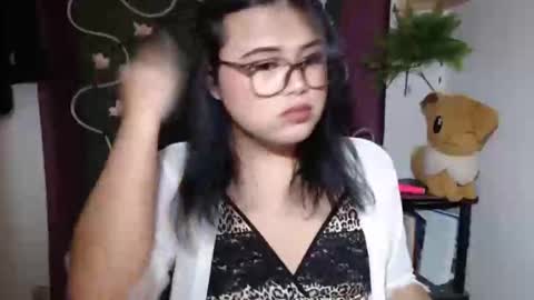 Snapshot of lovelypinaychubsx chatting on 10.04.25 lovely online show from 10.04.25