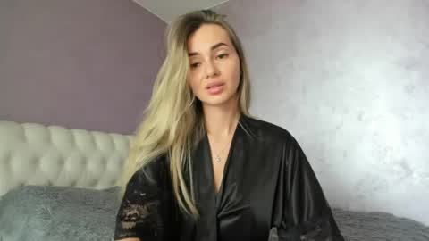 Snapshot of lovelyrose135 chatting on 05.15.26 Lovely Rose online show from 05.15.26
