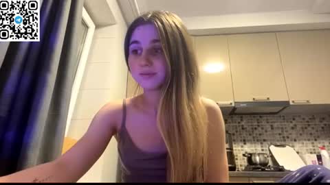 Snapshot of lovelysilk_63 chatting on 06.15.26 ELA online show from 06.15.26