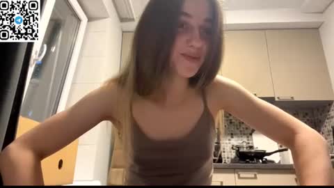 Snapshot of lovelysilk_63 chatting on 06.16.26 ELA online show from 06.16.26