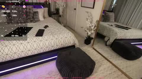 Scarlett online show from 01.28.25