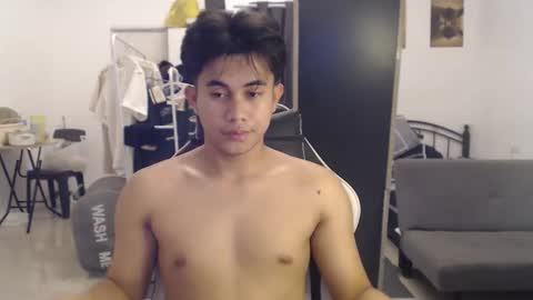 loverboyph04 online show from 09.15.25