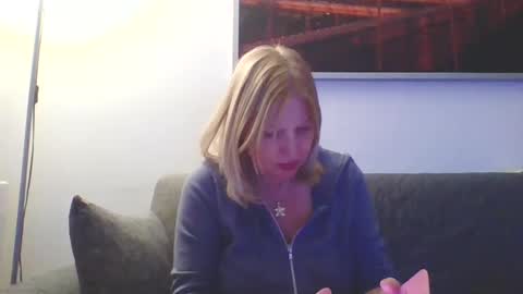 Marlyn online show from 01.21.25