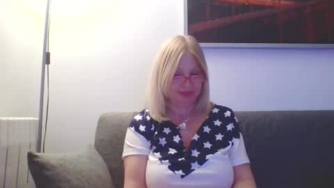 Marlyn online show from 01.27.25