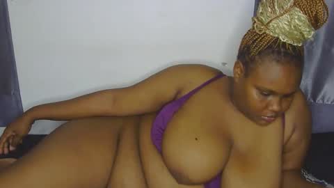 loveytiana online show from 02.25.26