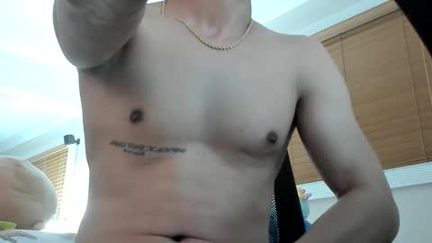 Snapshot of loving_bbw chatting on 12.01.25 DarkGhost online show from 12.01.25