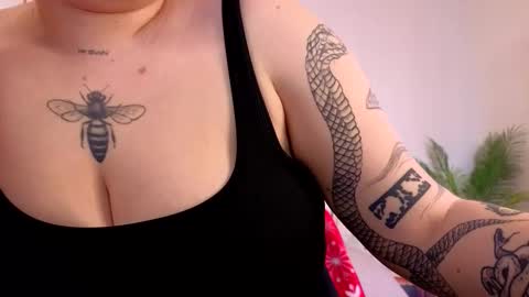 Call me Aphrodite online show from 02.10.26