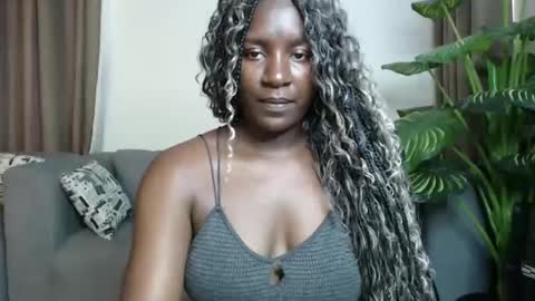 loyalcutie online show from 12.20.24