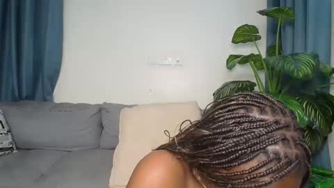 loyalcutie online show from 12.20.25