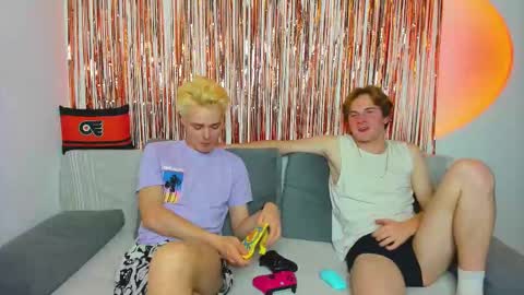 VECTORSTEVEPVT IS OPEN online show from 10.29.25