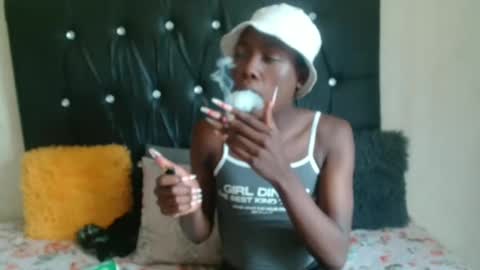 lsnnickykhanyile online show from 10.31.25