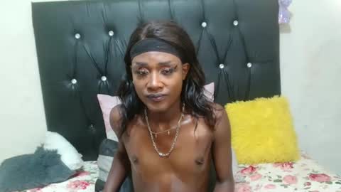 lsnnickykhanyile online show from 12.13.25