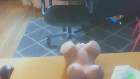 Snapshot of ltshvsmfn08 chatting on 12.20.25 ltshvsmfn08 online show from 12.20.25