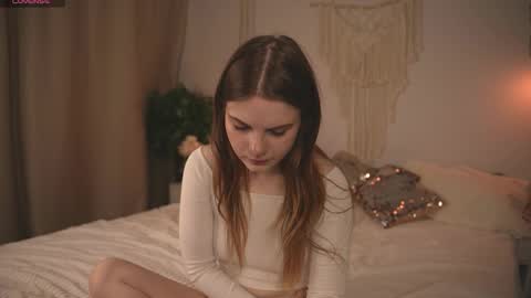 Snapshot of lu__lane chatting on 09.12.25 Lu 3 online show from 09.12.25