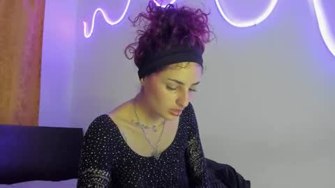 Jenn online show from 01.08.26